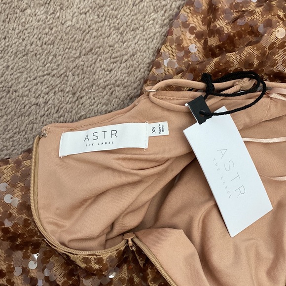 ASTR The Label Sparks Fly Sequin Cowl Neck Mini Dress Size XS - Picture 13 of 13